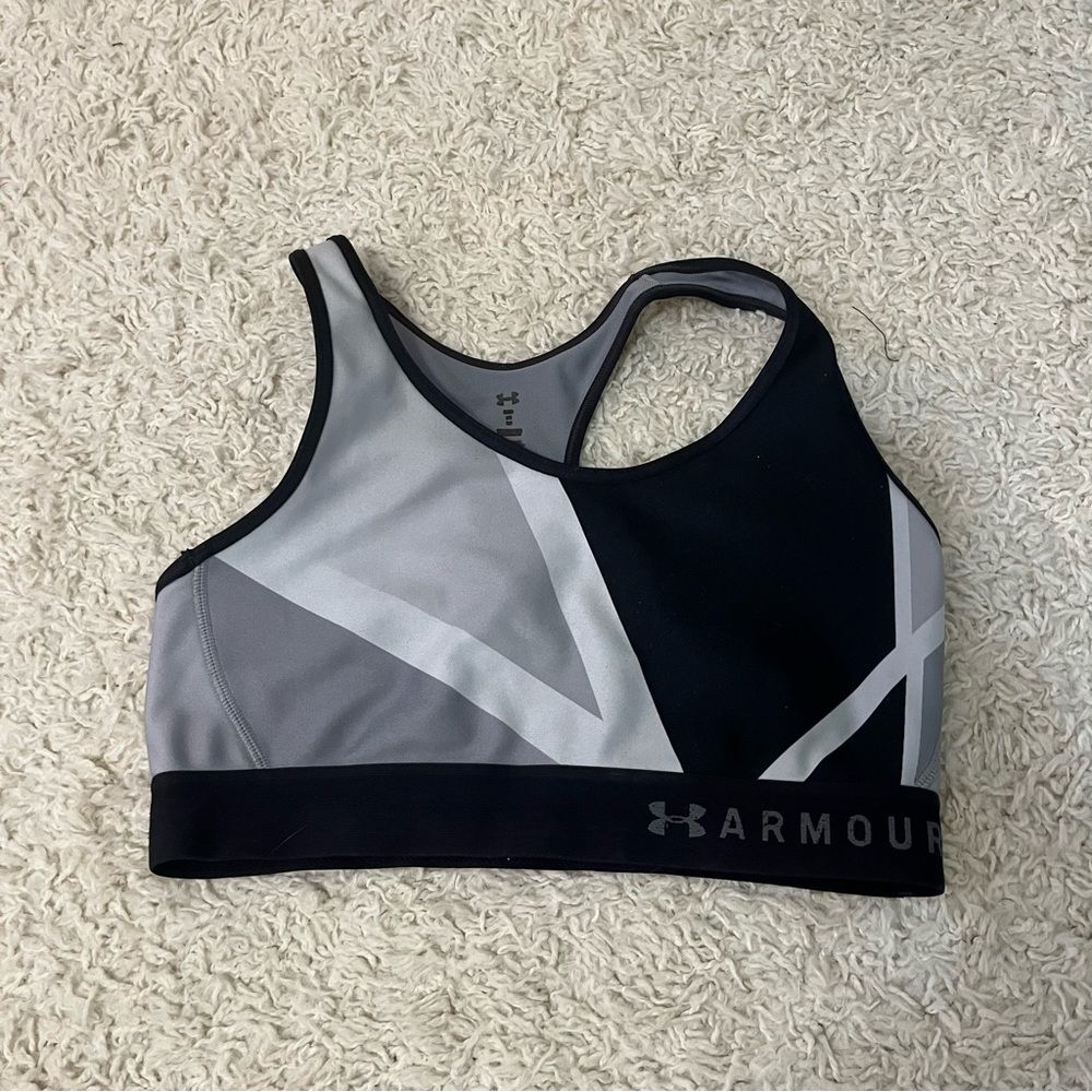 under armour sport bra size medium